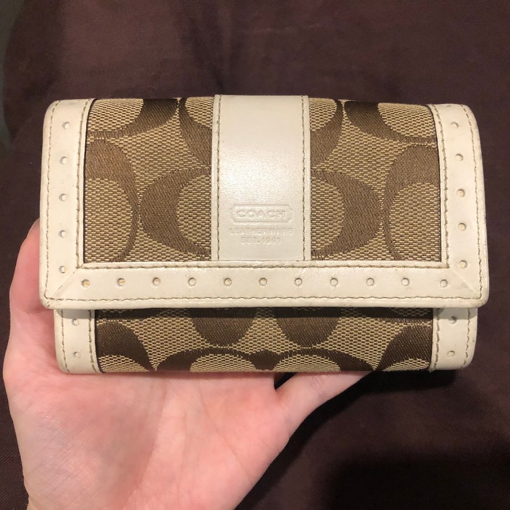 Coach wallet with key ring